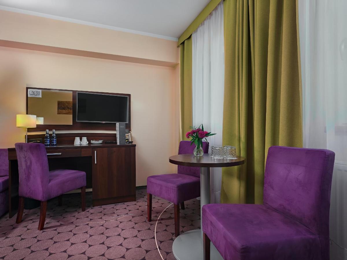 Aparthotel Lumen Красков Екстериор снимка